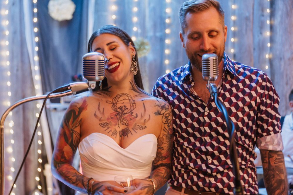 Lukas Prudky; Hochzeit, Salzburg, Wedding,weddingphotography, hochzeitsfotografie, Liebe, Hochzeitsfeier,Braut, Brautpaar, Hochzeit Salzburg, Öberösterreich, Boho,Tattoo,, FotoBus