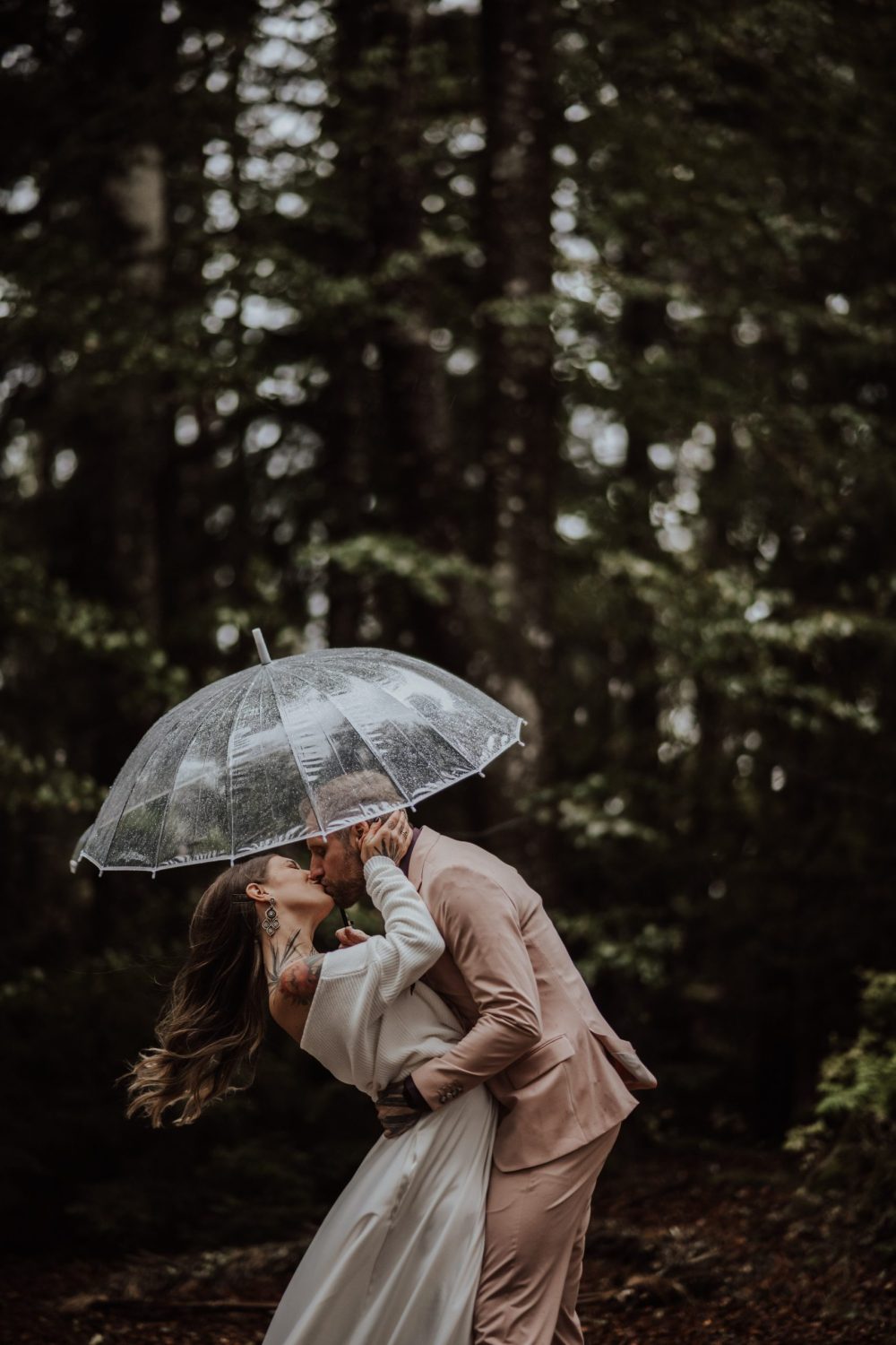 Lukas Prudky; Hochzeit, Salzburg, Wedding,weddingphotography, hochzeitsfotografie, Liebe, Hochzeitsfeier,Braut, Brautpaar, Hochzeit Salzburg, Öberösterreich, Boho,Tattoo,, FotoBus
